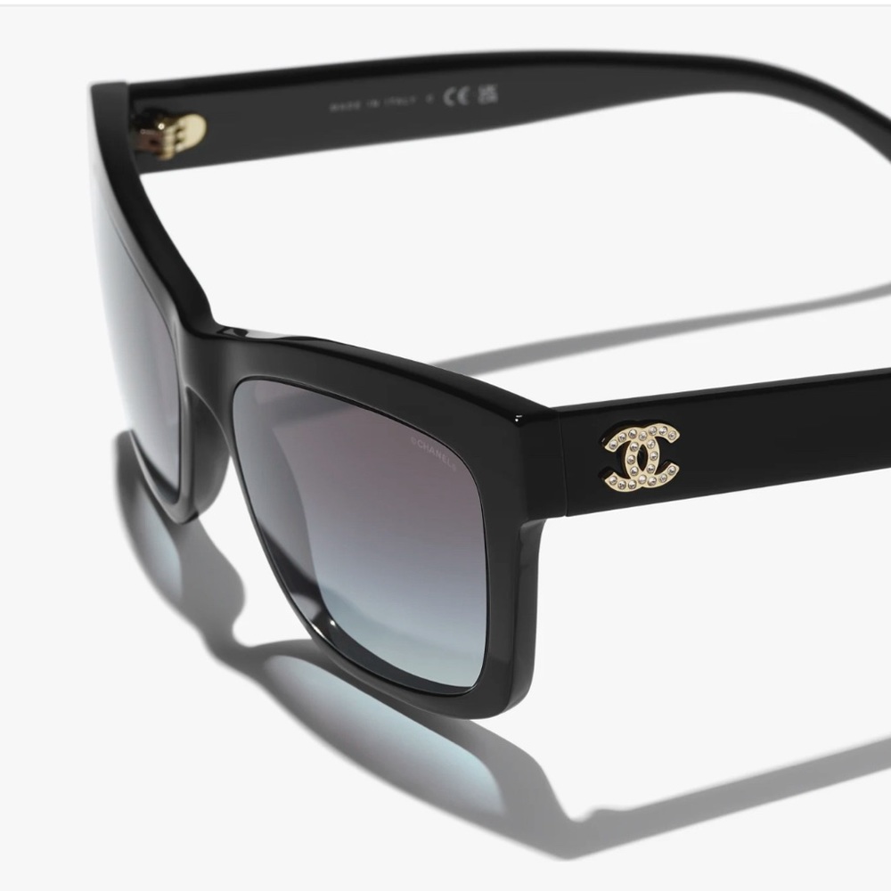 Authentic Chanel Sunglasses. Brand new without tag. Never worn